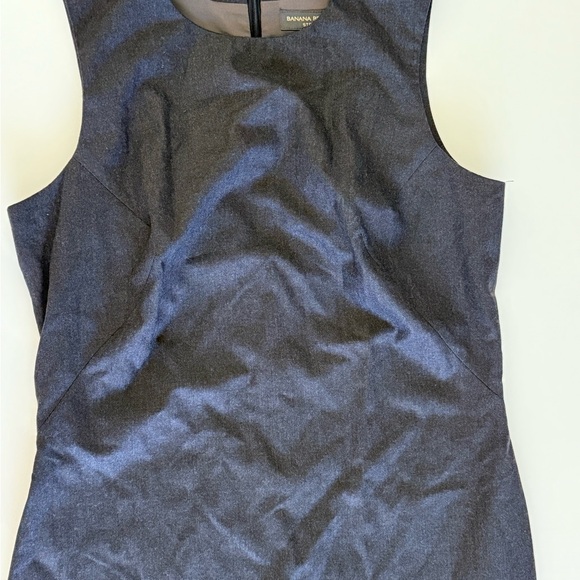 BANANA REPUBLIC Gray 95% Wool stretch Dress Size 4 Made in Italy - Picture 3 of 8